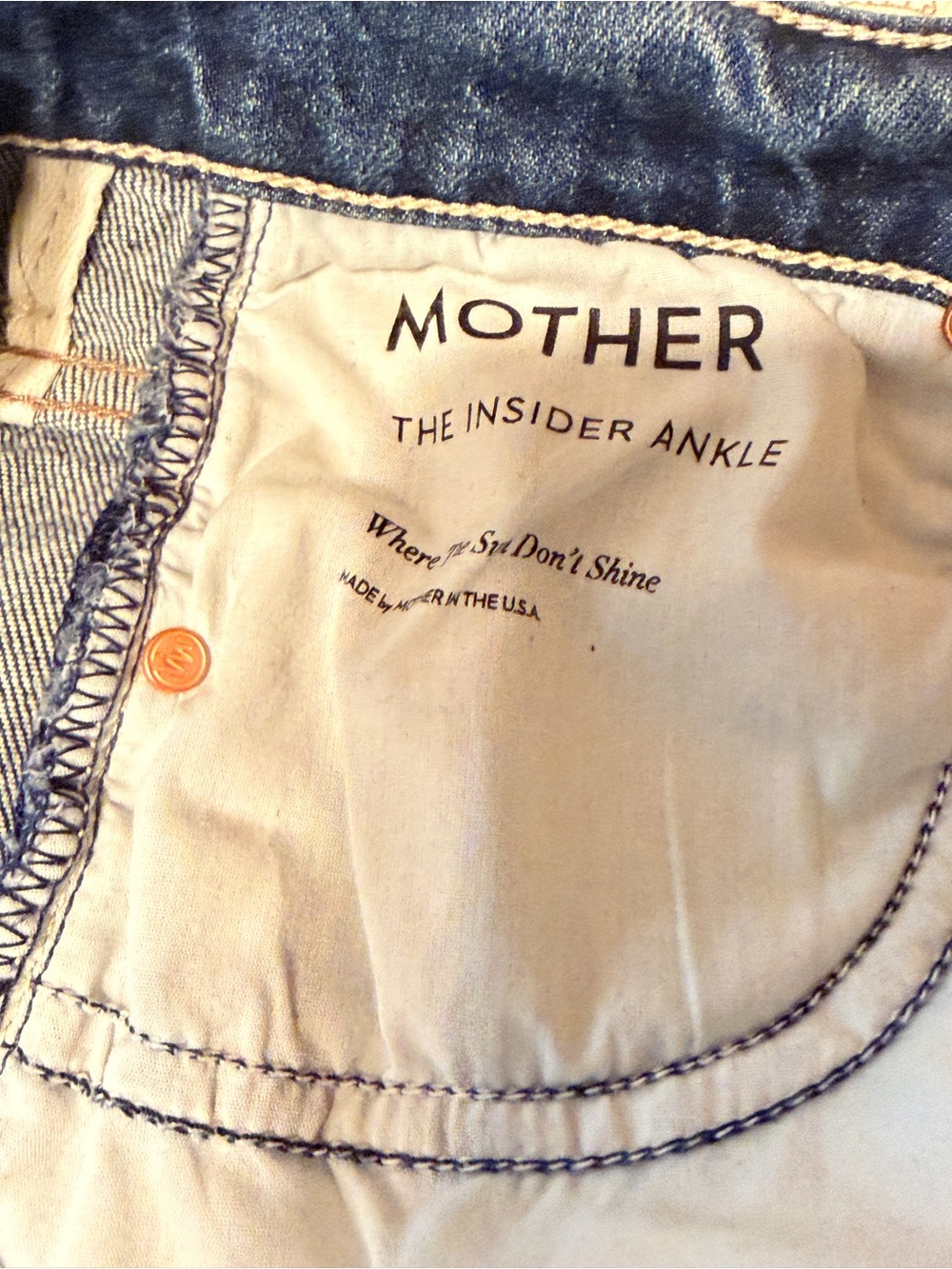 Mother Denim - The Insider Ankle- color: Where the sun don’t shine. Size 26 - Picture 2 of 5